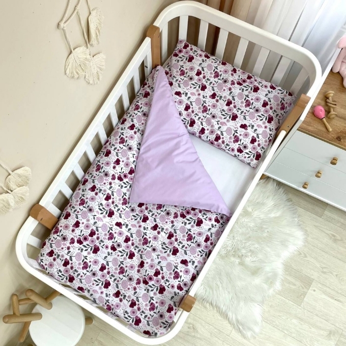 Set lenjerie de schimb pentru patut bebe 3 piese Mix flori mov (1)